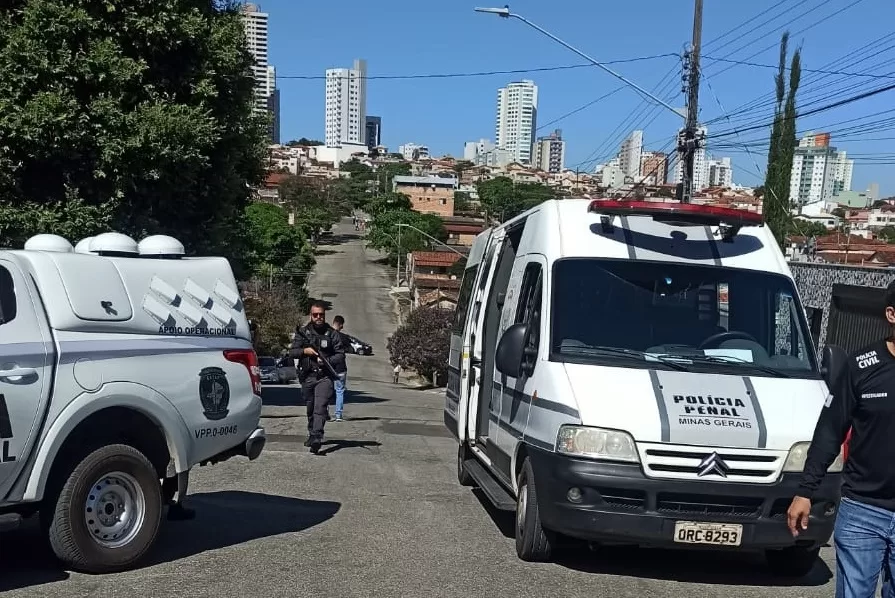 Dois homens são condenados em Bom Despacho a 46 e 47 anos de prisão por assassinato de gari