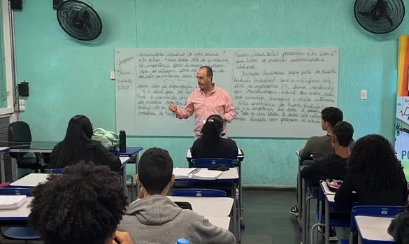 Prazo para realizar matrícula na rede estadual de ensino de Minas começou essa semana