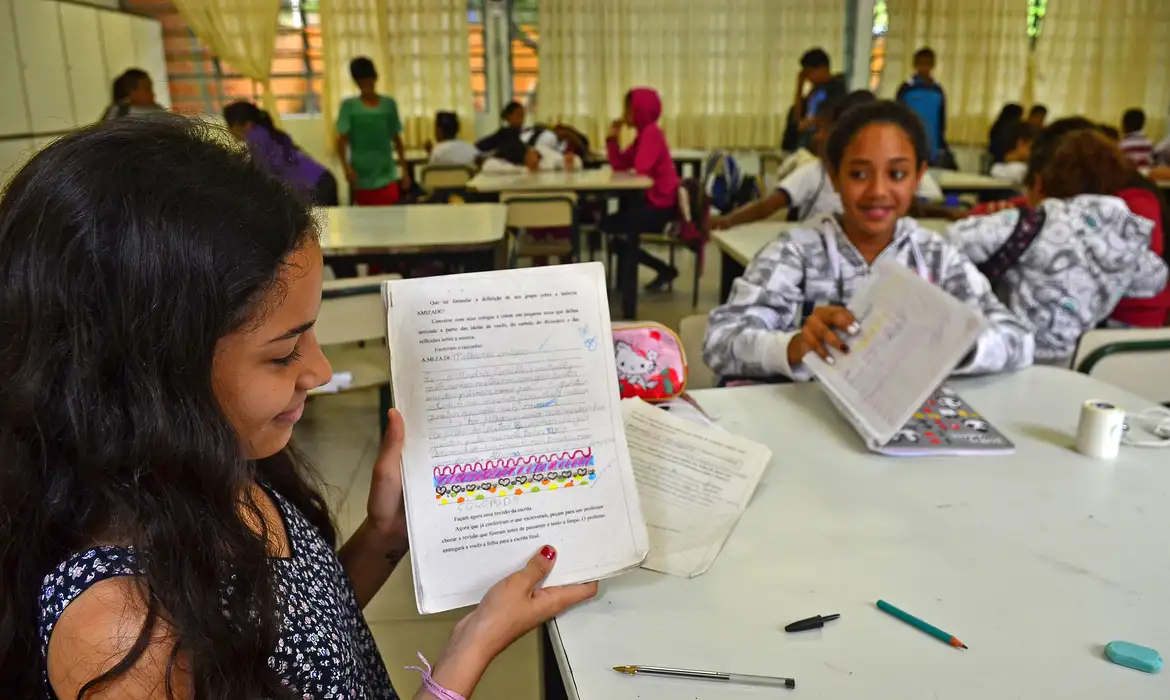 Portaria publicada nesta sexta-feira define o novo piso salarial do magistério