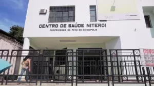 Em tempos de crise no sistema, servidores municipais da saúde seguram o rojão (Foto: Diretoria de Comunicação/PMD)