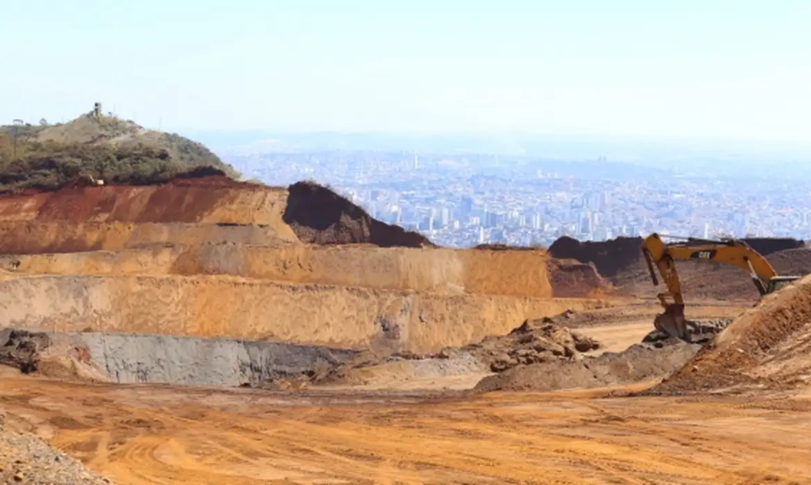 Acordo põe fim às atividades de mineradora Serra do Curral, cartão postal de Minas