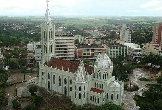 Com 39.549 eleitores, Bom Despacho vai às urnas esse ano com 10 candidatos disputando a Prefeitura da cidade. 